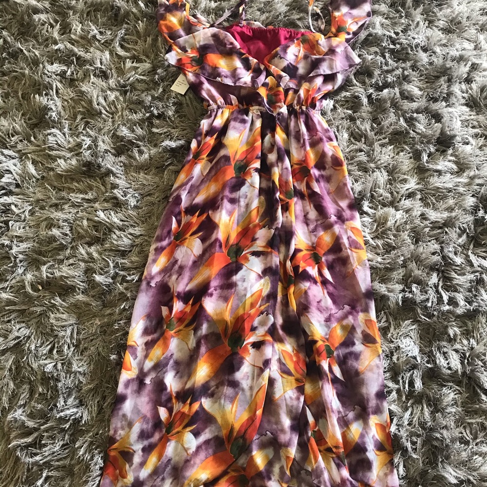 Dress - Picture 2 of 4